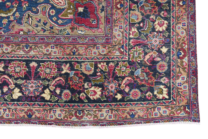 red Oversized rug 9' 0" x 12' 5"
