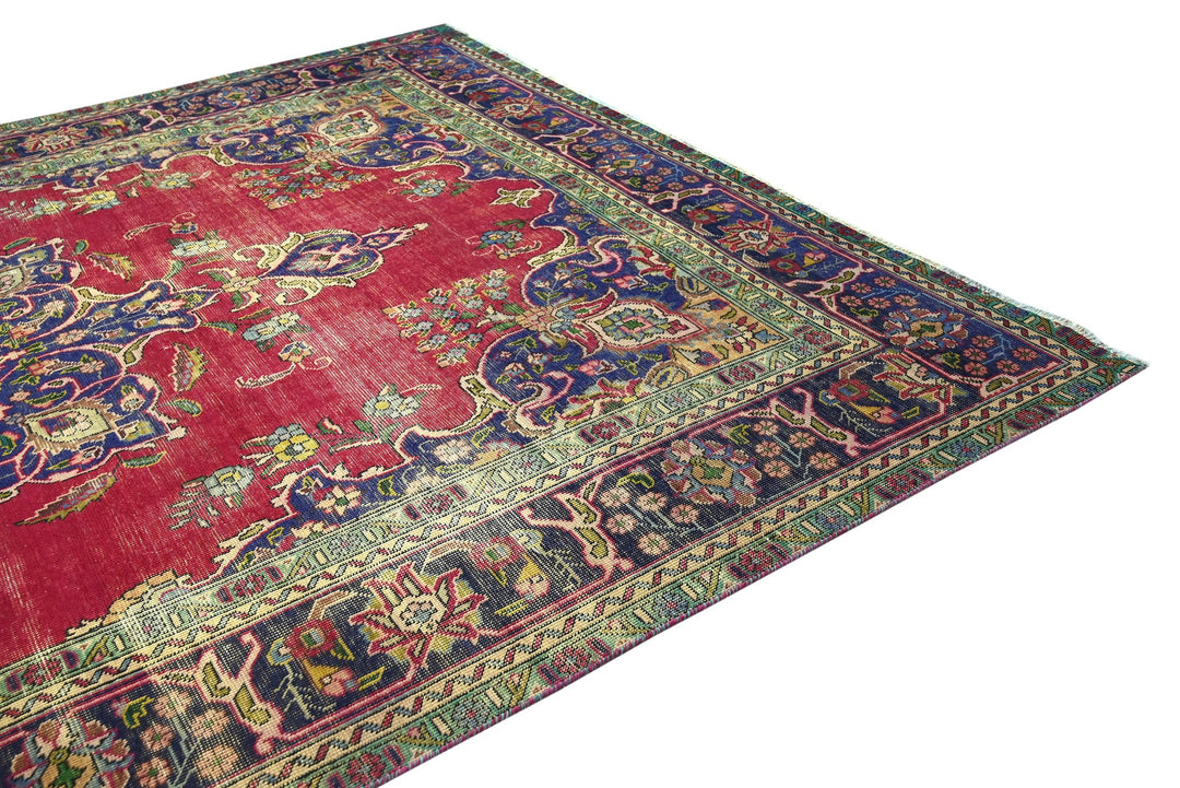 red Oversized rug 8' 4" x 11' 9"