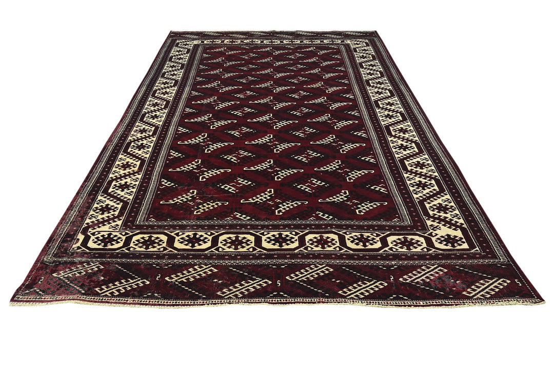 red Oversized rug 7' 1" x 12' 1"