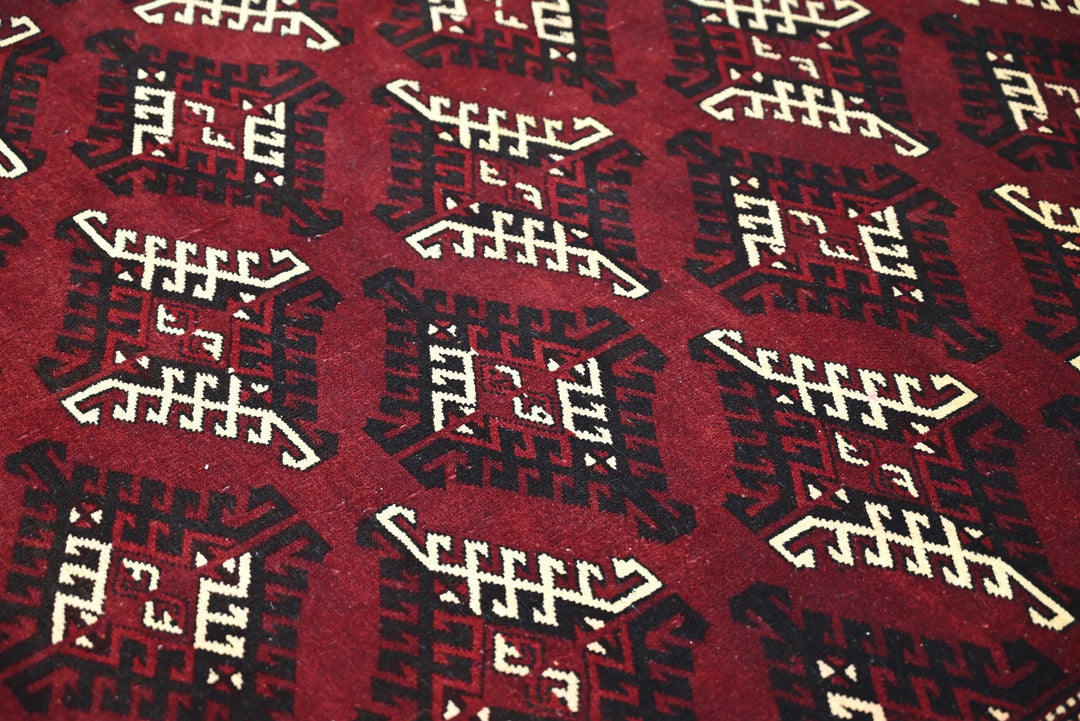 red Oversized rug 7' 1" x 12' 1"