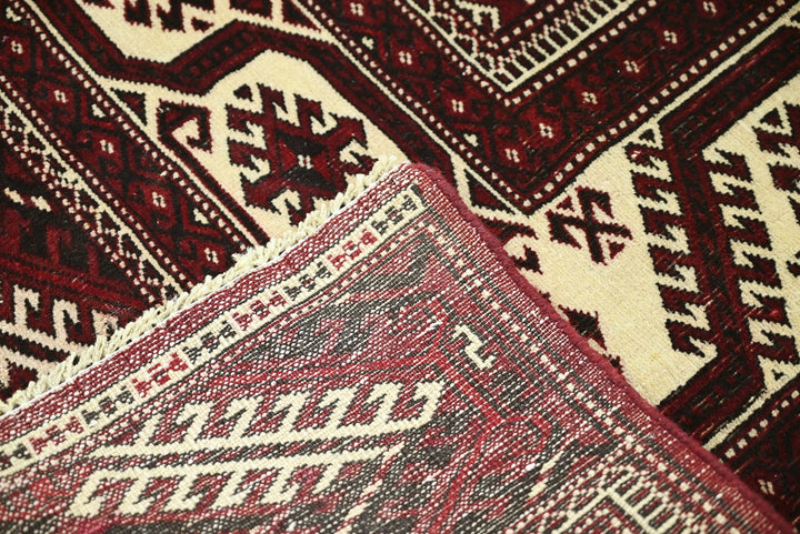 red Oversized rug 7' 1" x 12' 1"