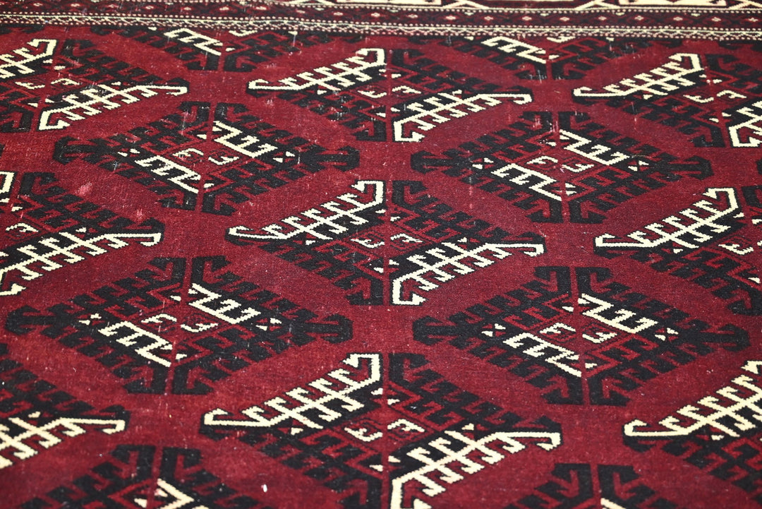 red Oversized rug 7' 1" x 12' 1"