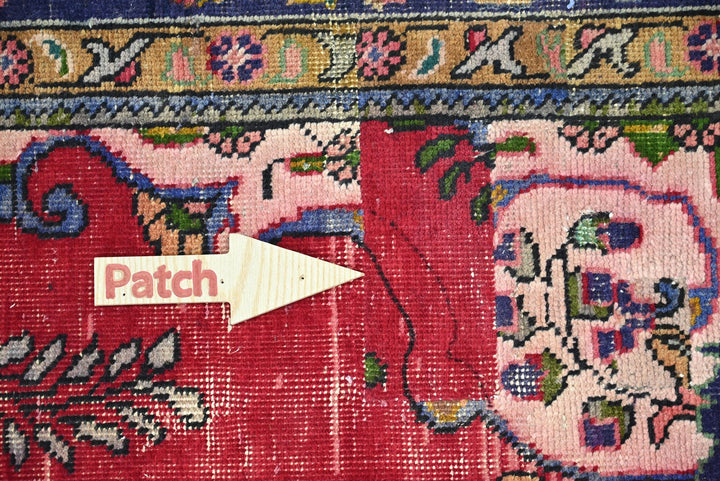 red Medium rug 5' 11" x 8' 0"