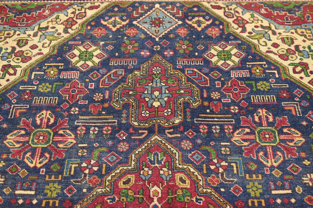 blue Large rug 6' 4" x 9' 7"
