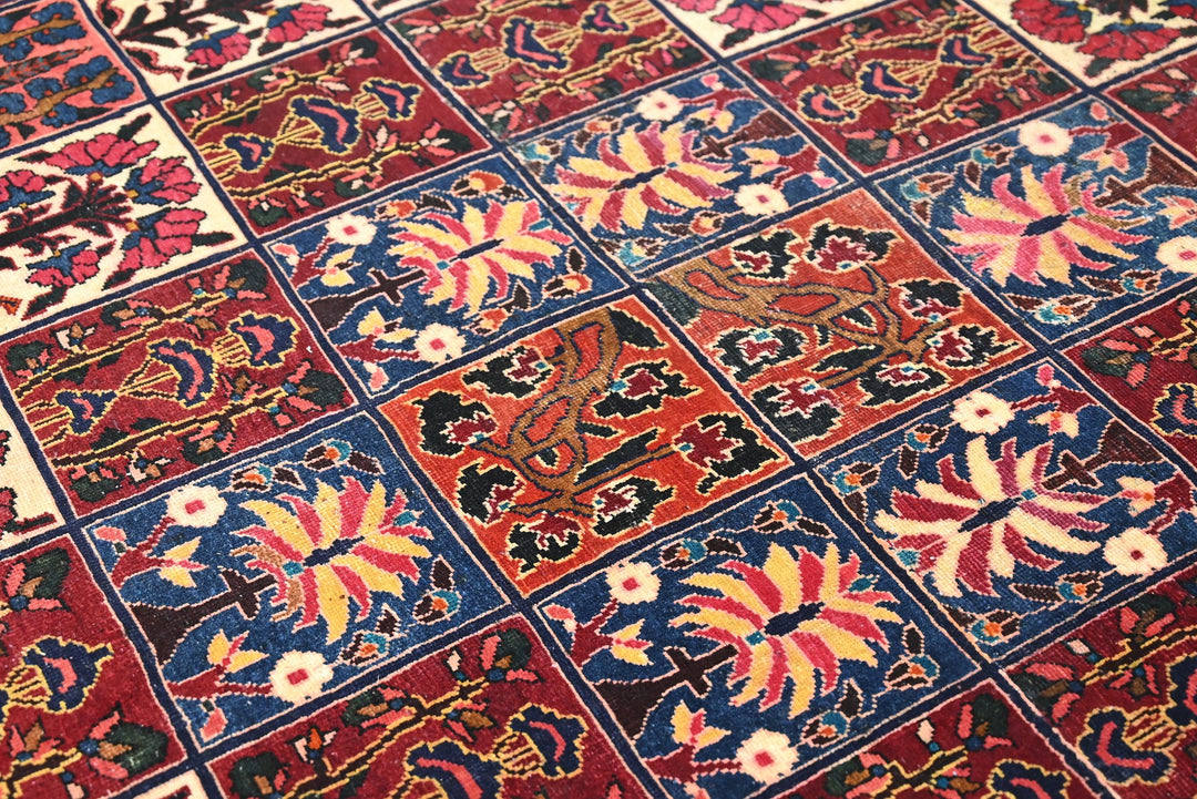 red Large rug 6' 11" x 8' 0"