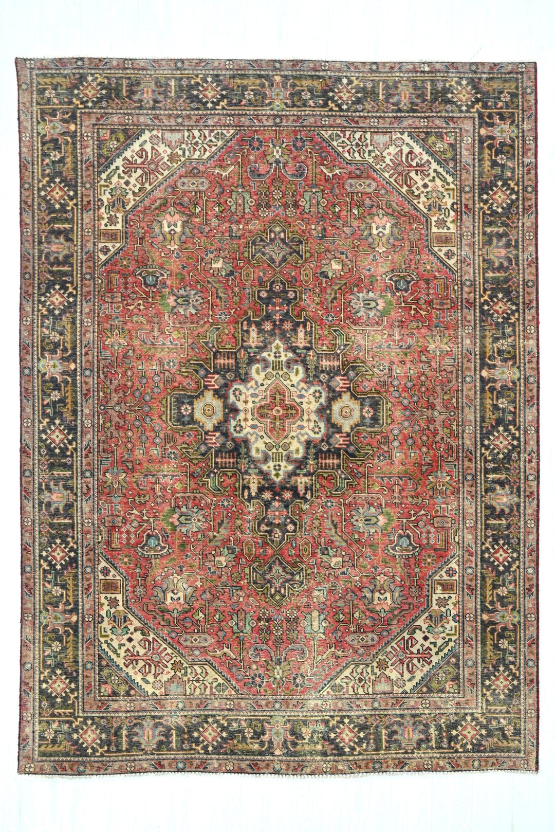 Medium rug 6' 4" x 9' 3"