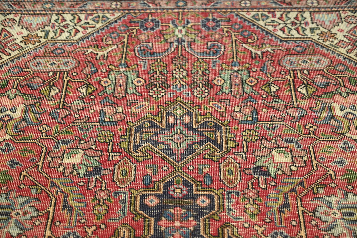 Medium rug 6' 4" x 9' 3"