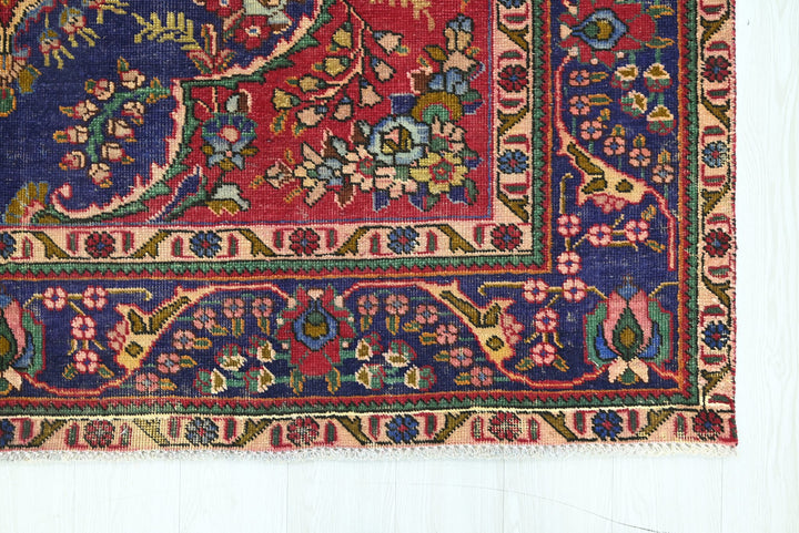 blue Large rug 6' 7" x 9' 8"