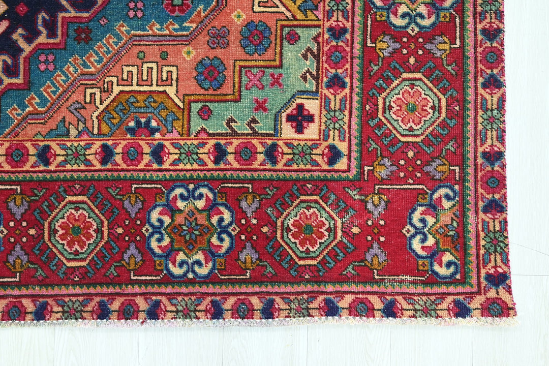 blue Large rug 6' 6" x 9' 6"