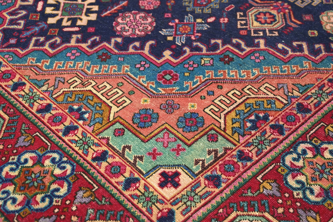 blue Large rug 6' 6" x 9' 6"