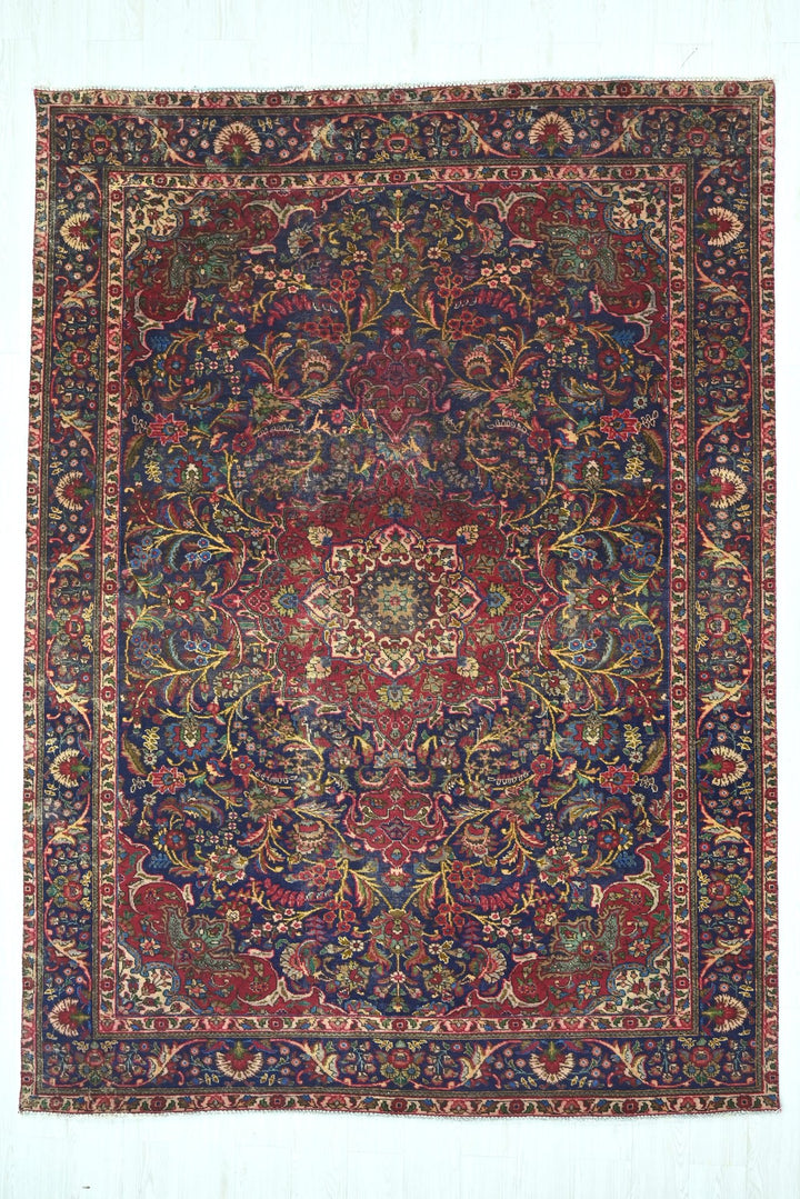 blue Large rug 6' 7" x 9' 8"