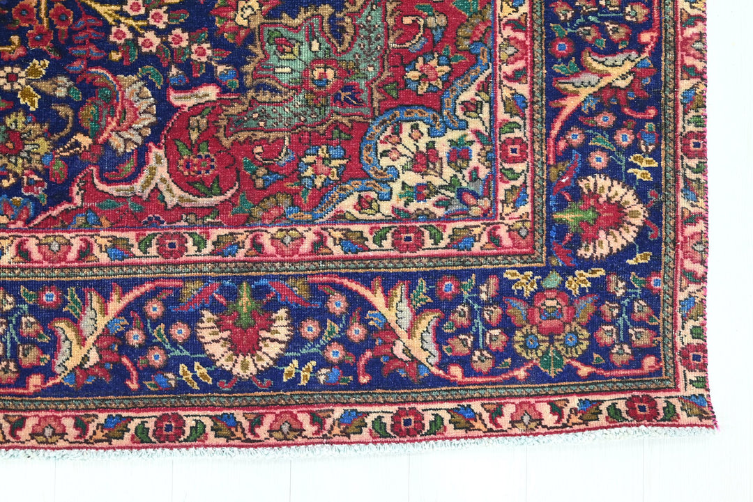 blue Large rug 6' 7" x 9' 8"