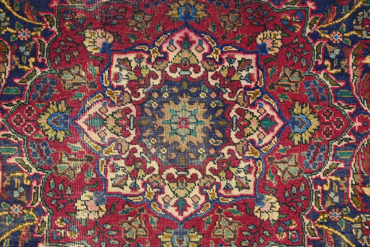 blue Large rug 6' 7" x 9' 8"
