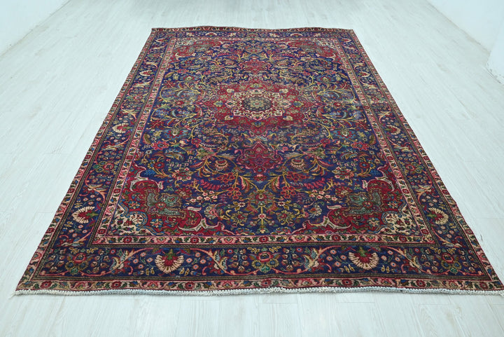 blue Large rug 6' 7" x 9' 8"