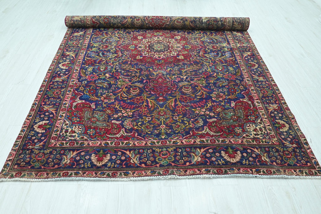 blue Large rug 6' 7" x 9' 8"