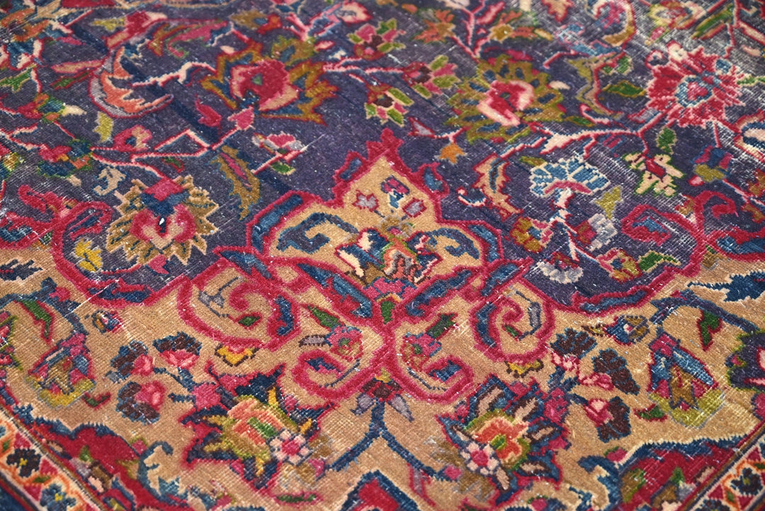 blue Medium rug 5' 9" x 8' 1"
