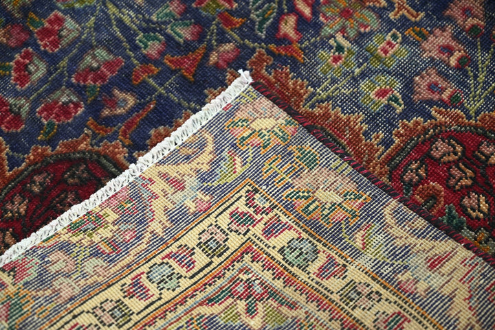 blue Medium rug 5' 5" x 8' 5"