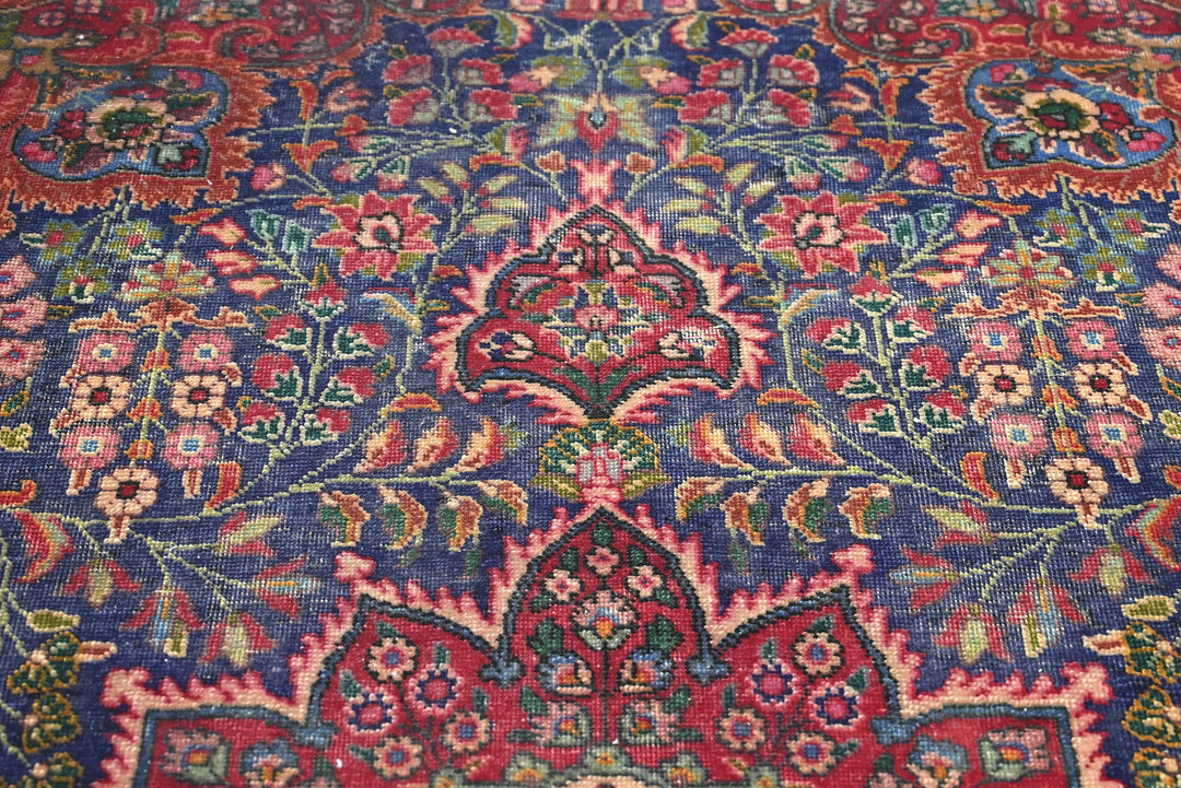 blue Medium rug 5' 5" x 8' 5"