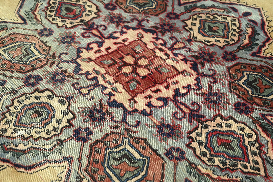 yellow Large rug 7' 7" x 10' 9"