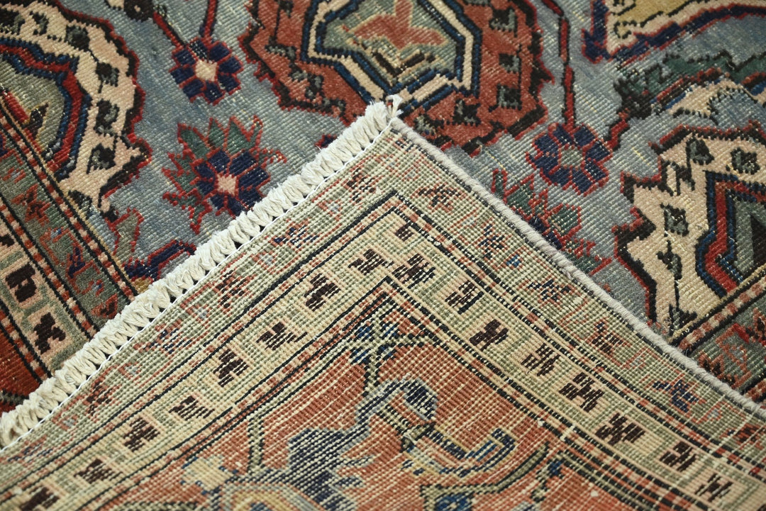 yellow Large rug 7' 7" x 10' 9"