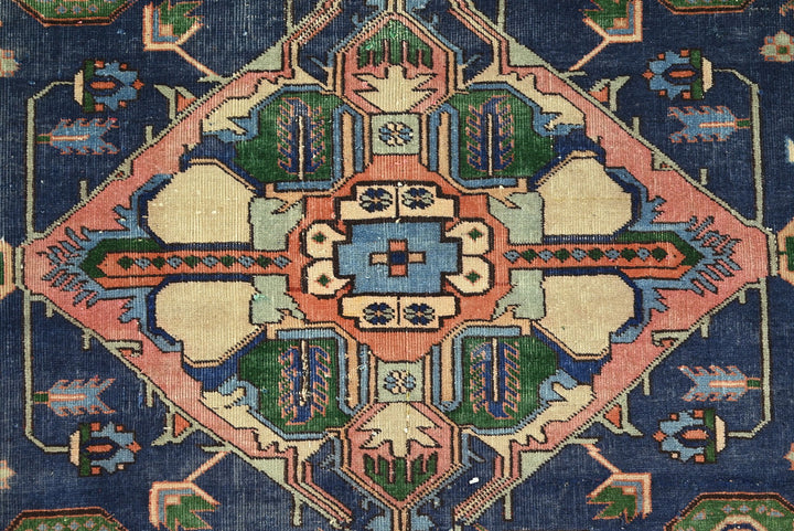 red Large rug 7' 7" x 9' 6"