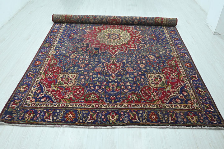 blue Large rug 8' 2" x 11' 0"