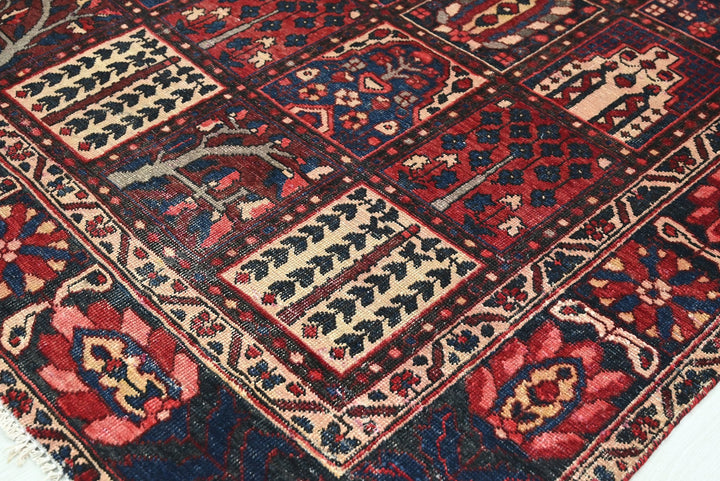 red Large rug 6' 7" x 9' 10"