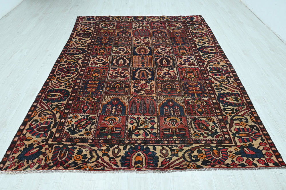 red Large rug 7' 0" x 10' 0"