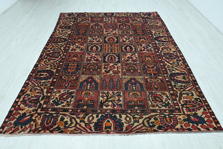 red Large rug 7' 0" x 10' 0"
