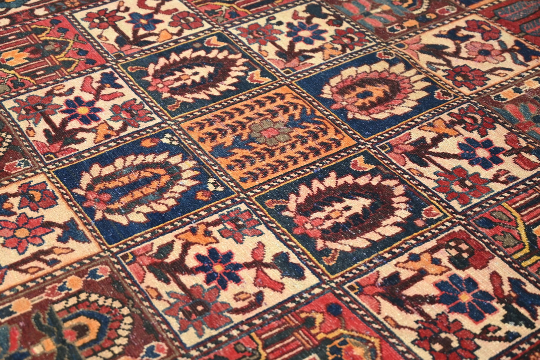 red Large rug 7' 0" x 10' 0"