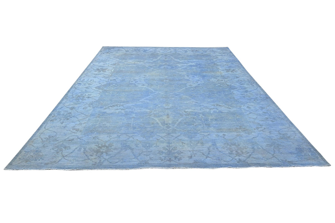 blue Oversized rug 9' 7" x 13' 9"