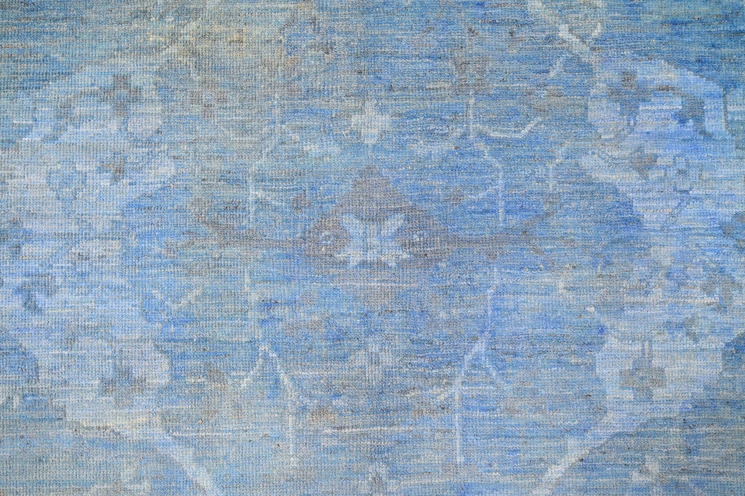 blue Oversized rug 9' 7" x 13' 9"