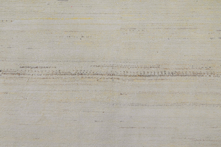 white Oversized rug 10' 0" x 14' 3"