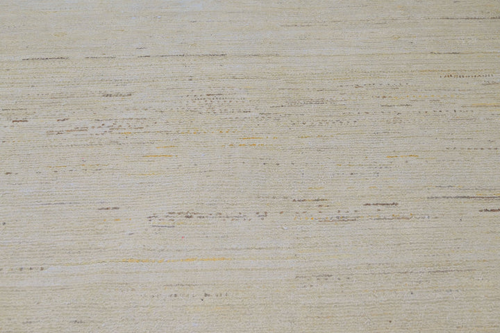 white Oversized rug 10' 0" x 14' 3"