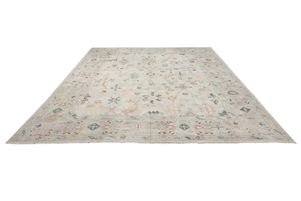 white Oversized rug 11' 10" x 14' 1"