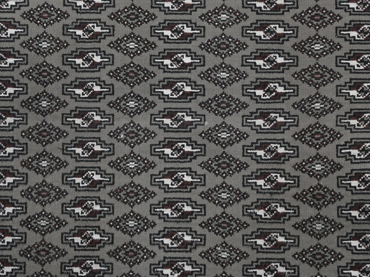 2' 0" x 4' 1"