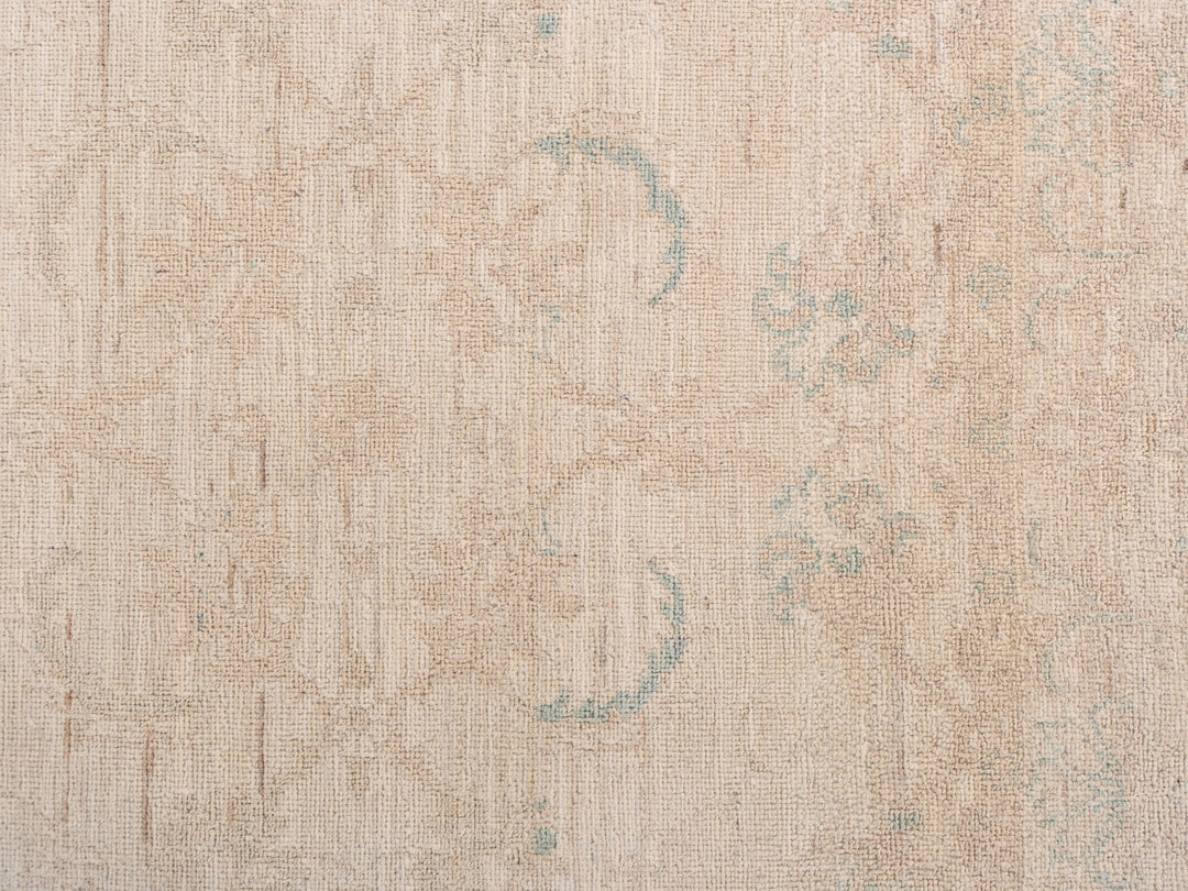 3' 11" x 3' 11"