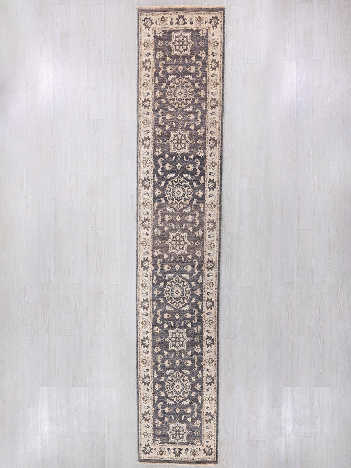 2' 6" x 12' 8"