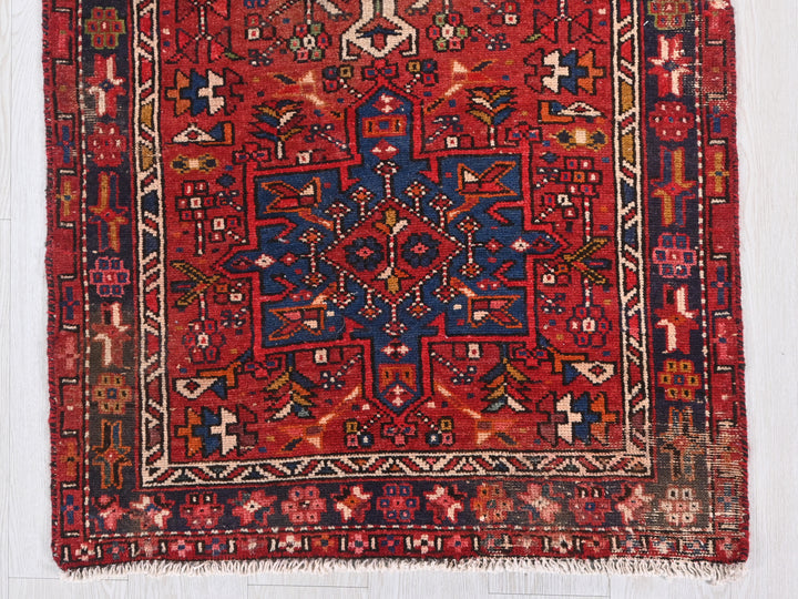 2' 10" x 12' 2"