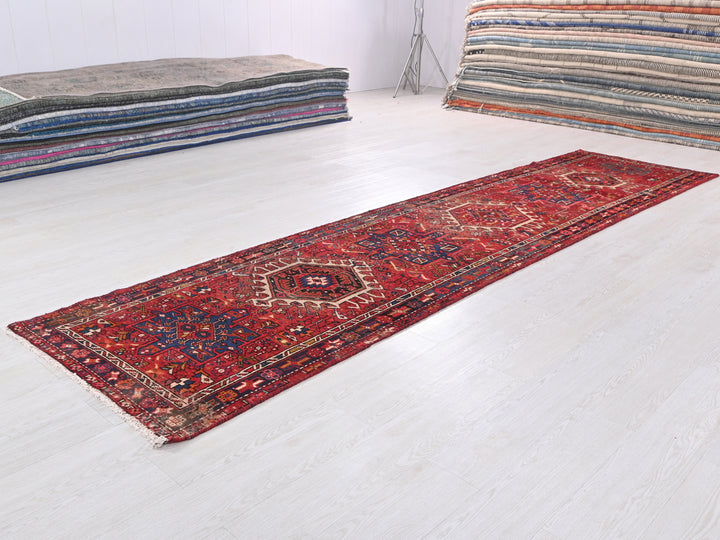 2' 10" x 12' 2"