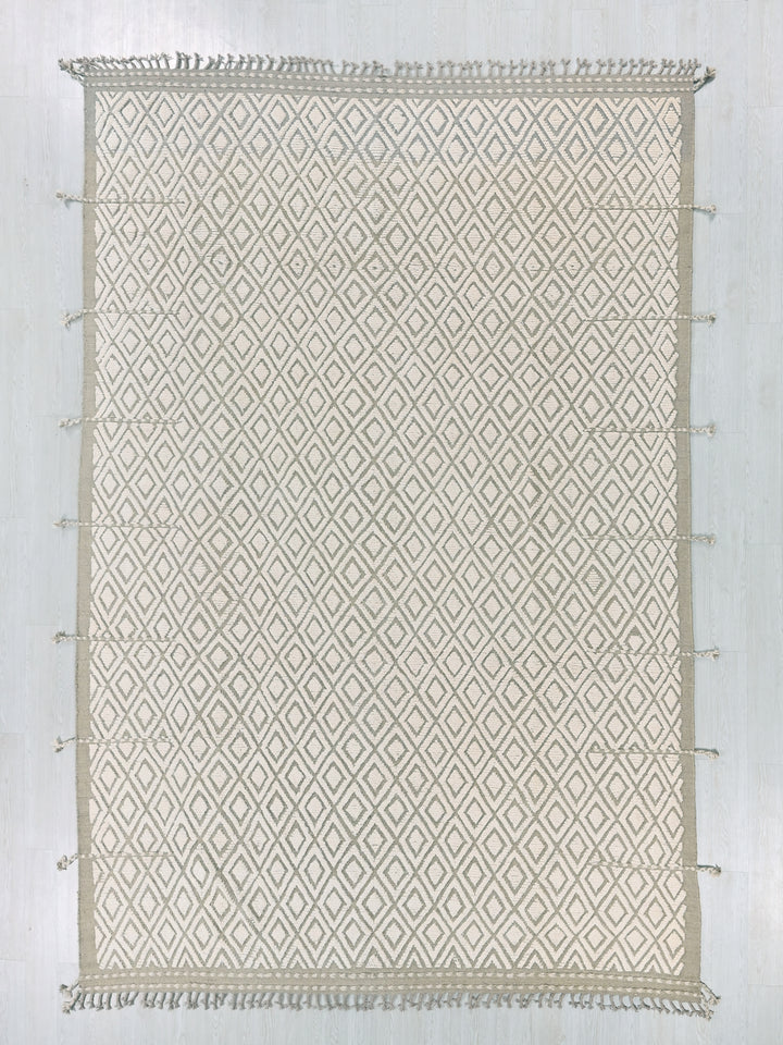 8' 11" x 12' 9"