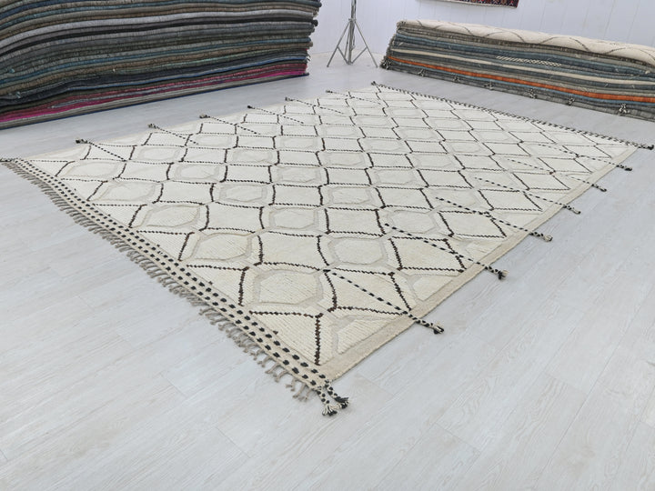 9' 0" x 12' 5"