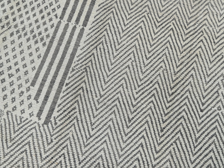 10' 0" x 14' 0"