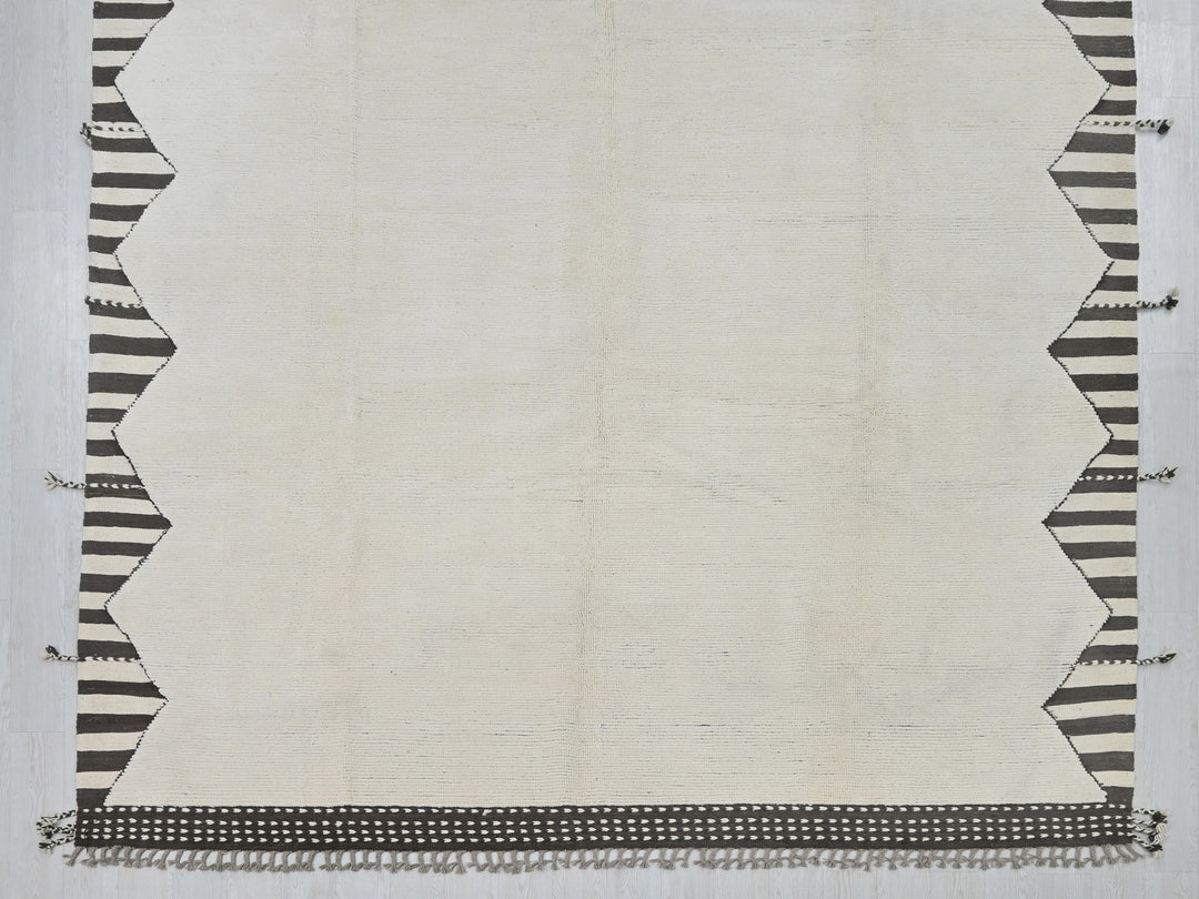 9' 8" x 14' 8"