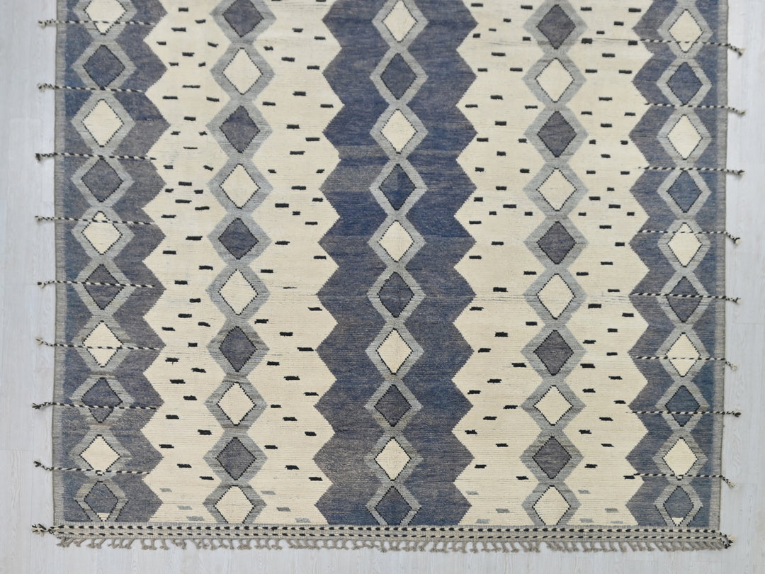 10' 1" x 14' 4"
