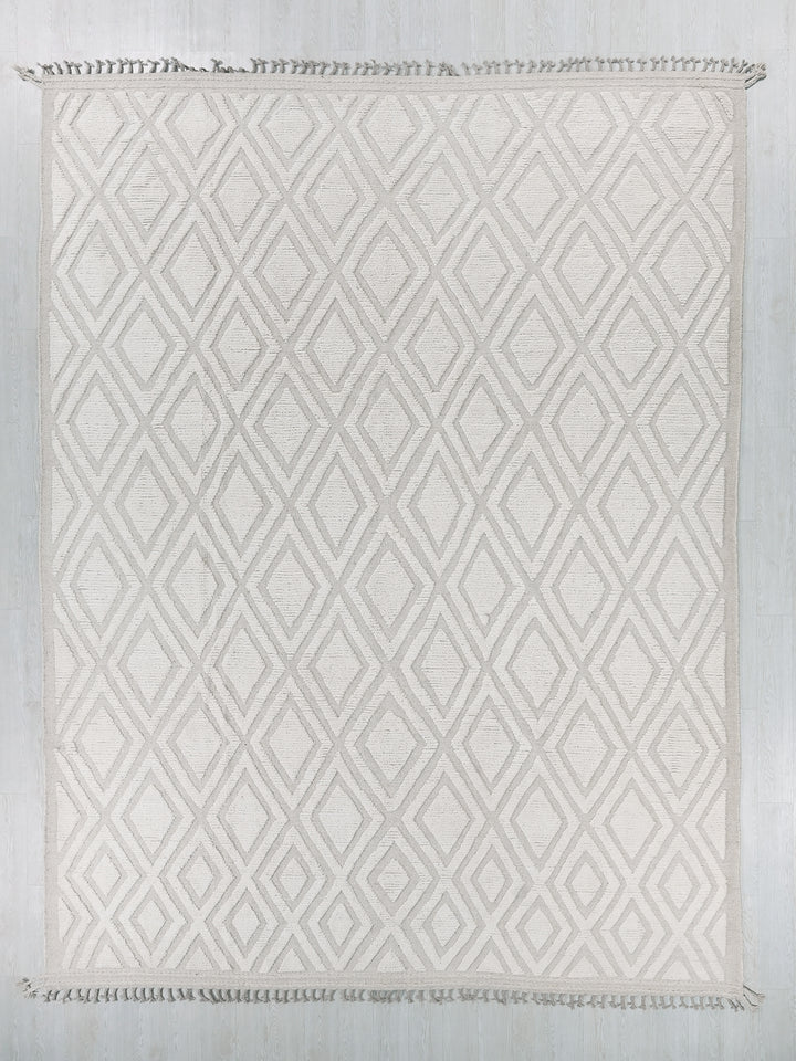 9' 11" x 14' 8"