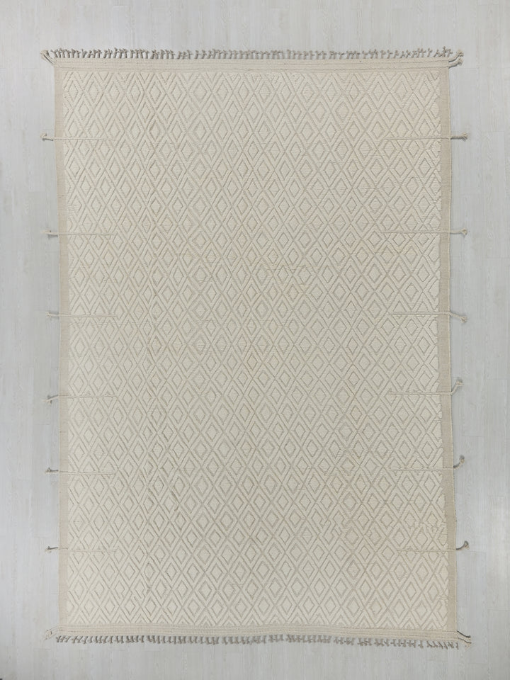 9' 11" x 14' 9"