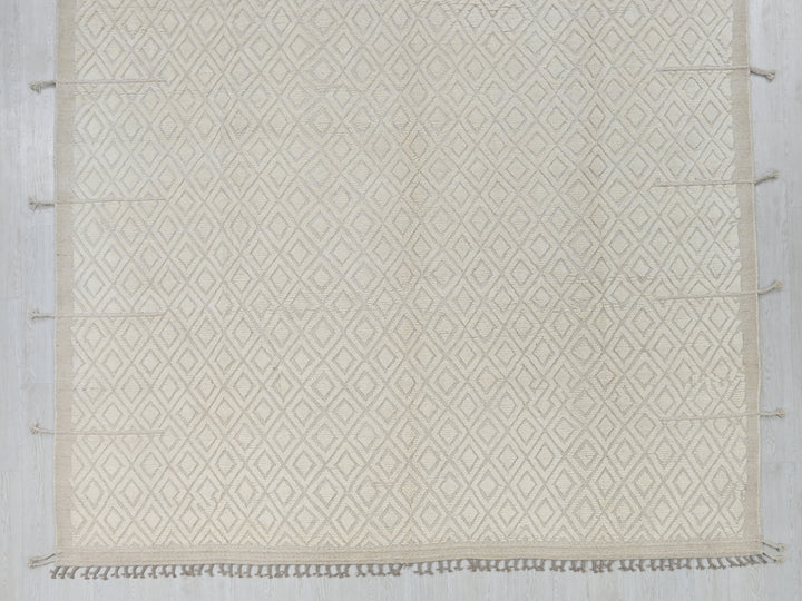 9' 11" x 14' 9"