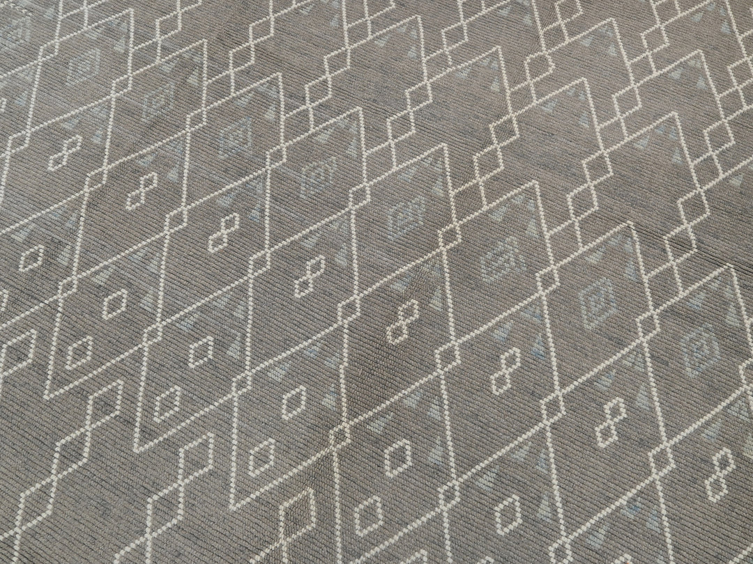 12' 2" x 14' 11"