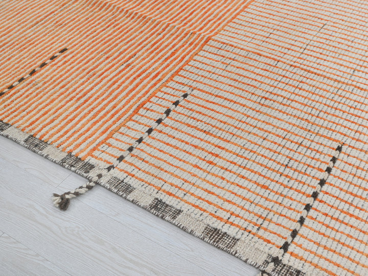 9' 1" x 12' 9"